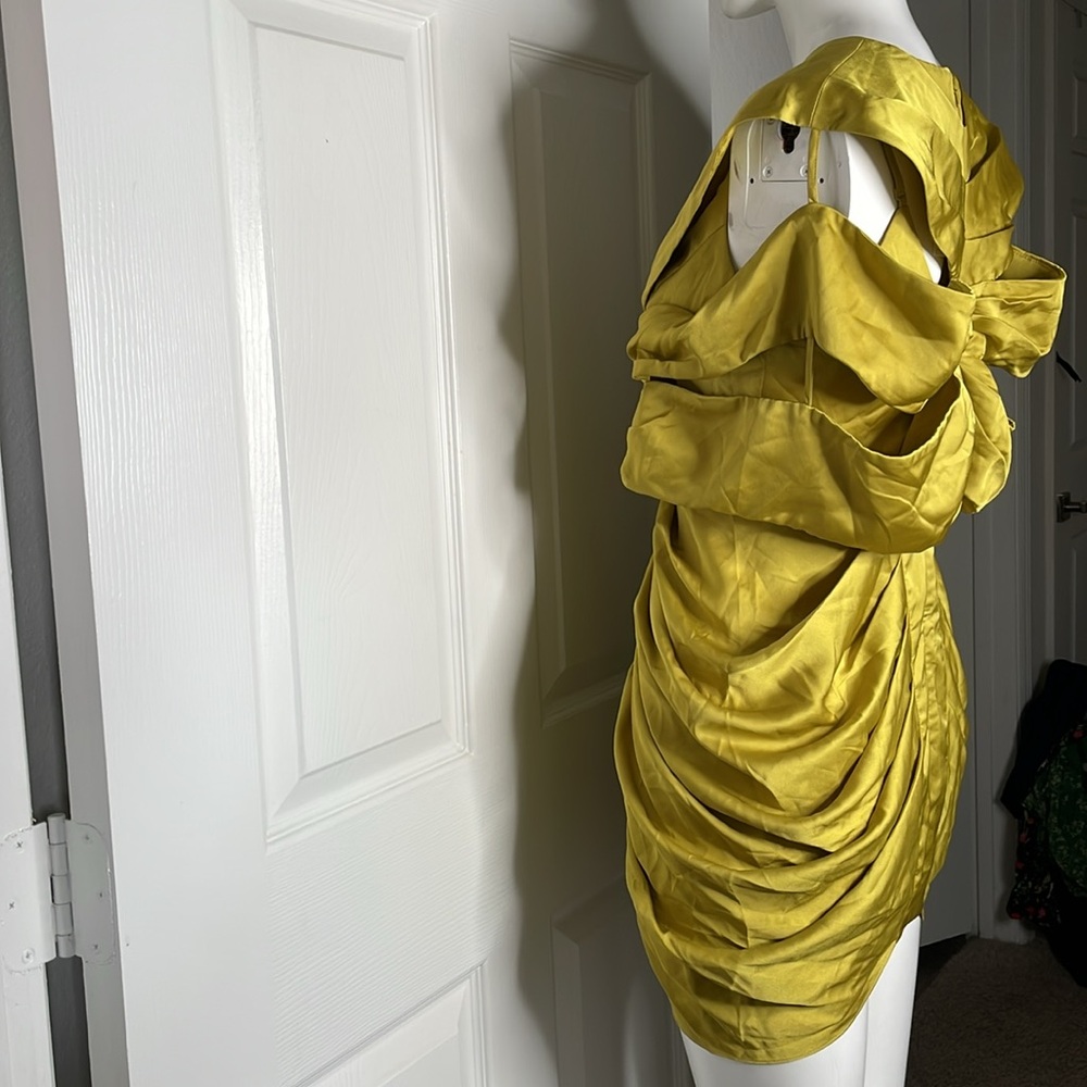 NWT ASOS Cut out mini Dress - Picture 4 of 5